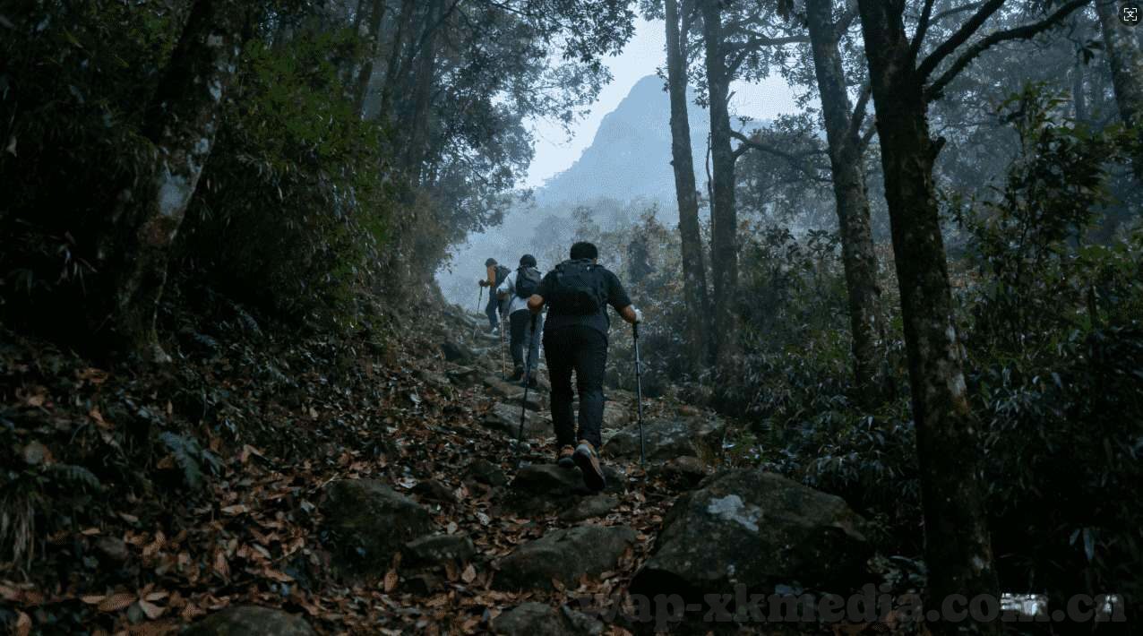 亚洲av色香蕉一区二区三区-探索亚洲文化多样性的多彩视角，从影视艺术谈起